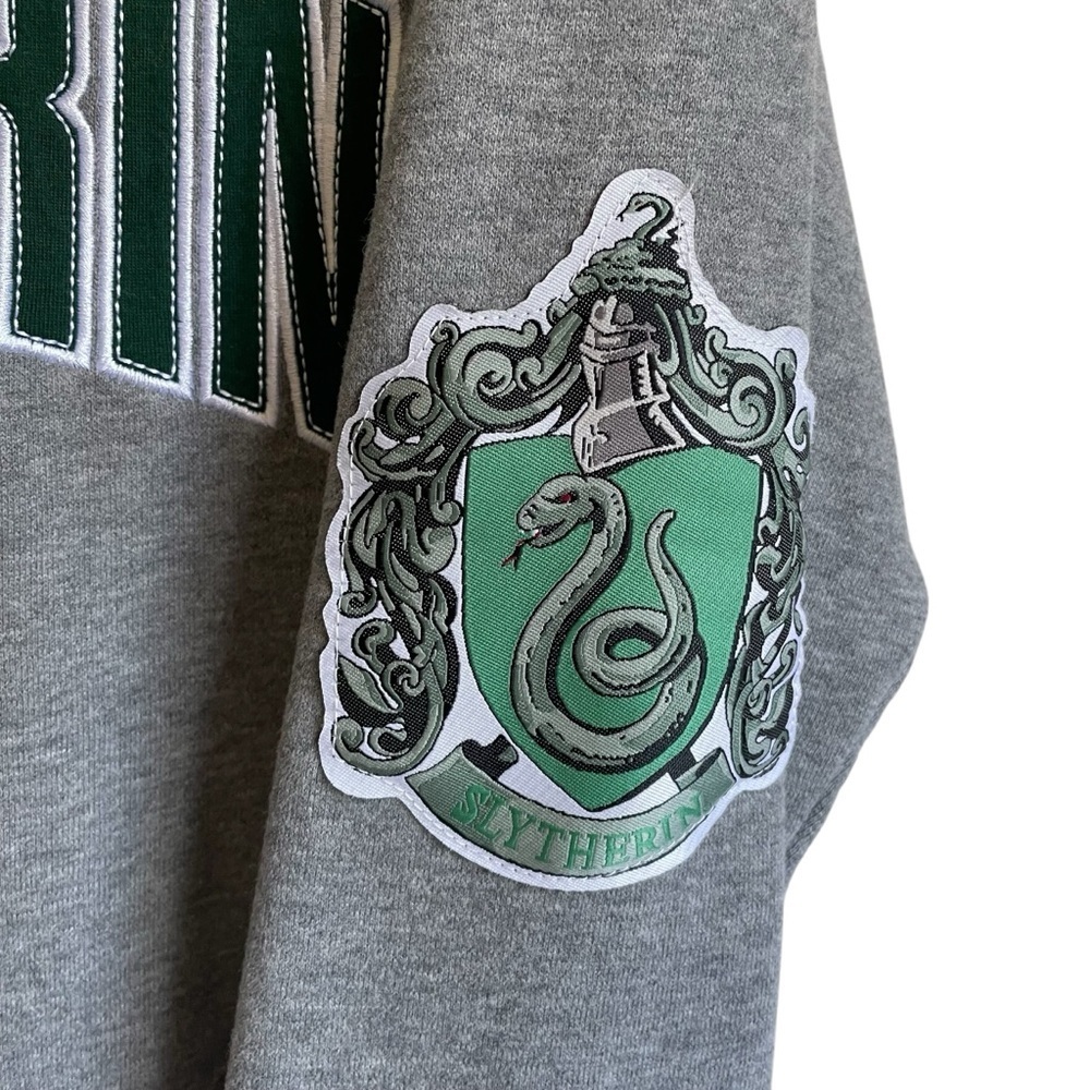 Warner Brothers Universal Studios Slytherin Crew Sweatshirt Unisex NWOT - Picture 4 of 13